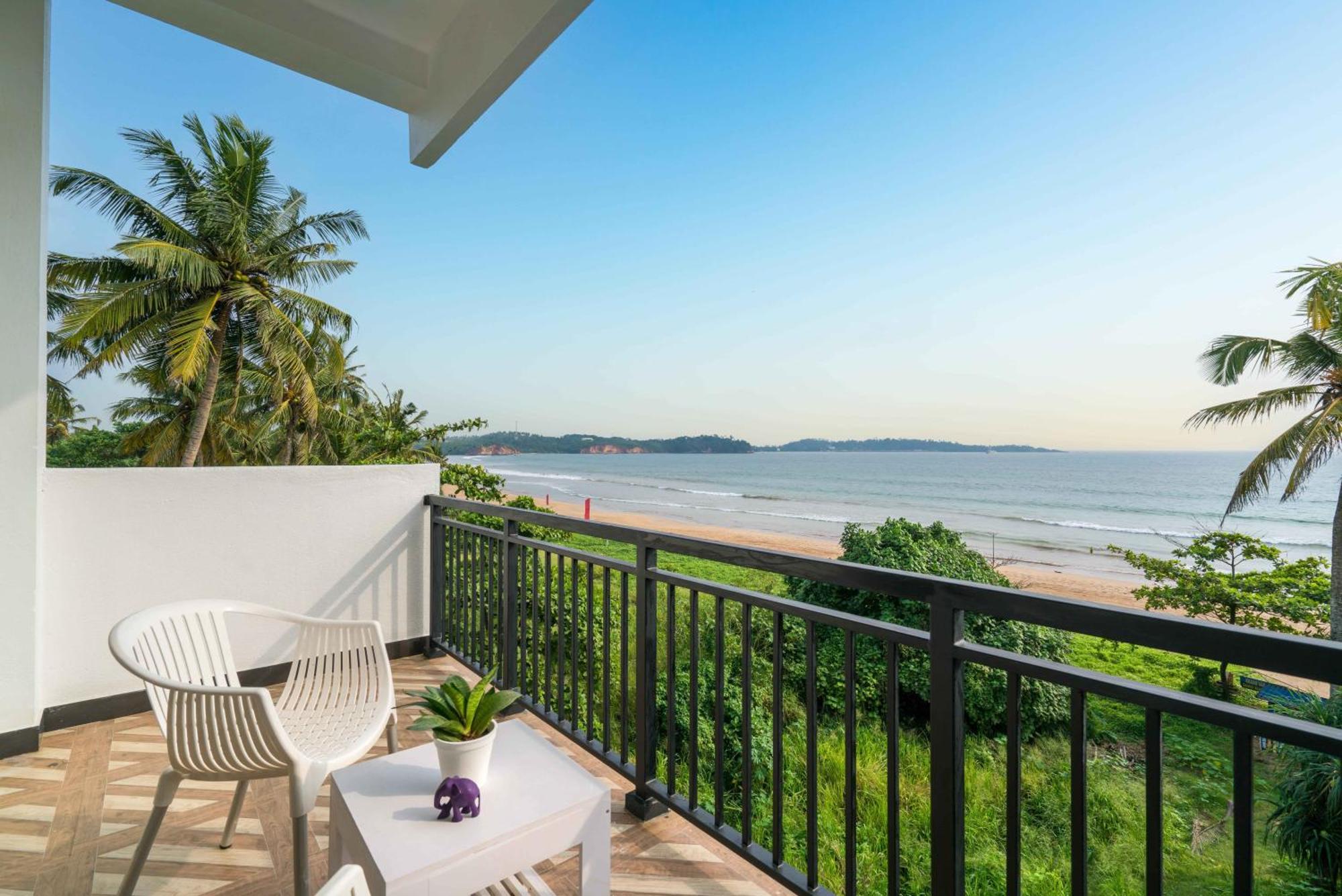 Outpost Weligama Beachfront الغرفة الصورة